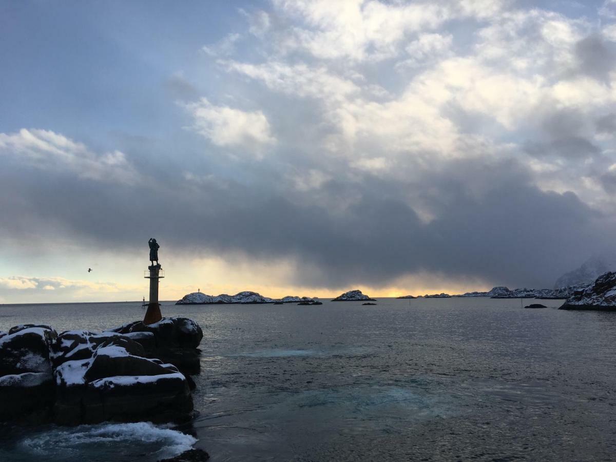 Svinoya, Hyggelig Leilighet Svolvær Esterno foto