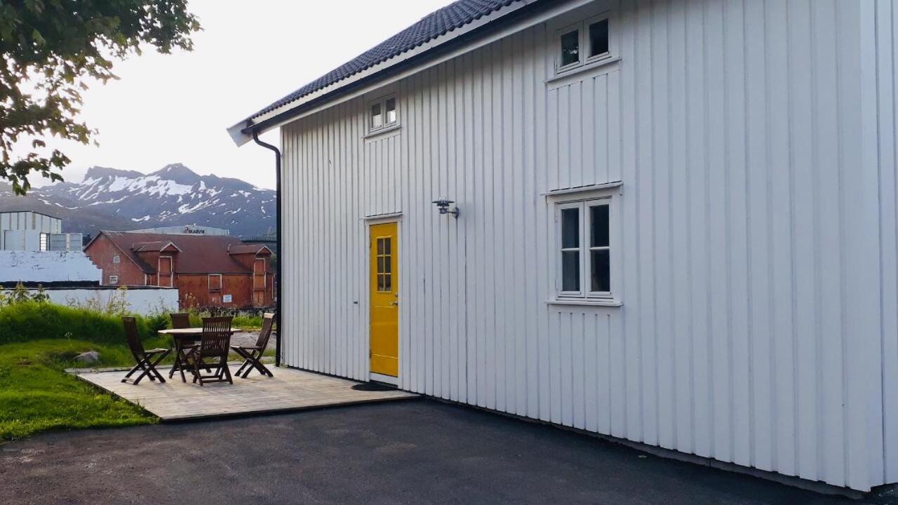 Svinoya, Hyggelig Leilighet Svolvær Esterno foto